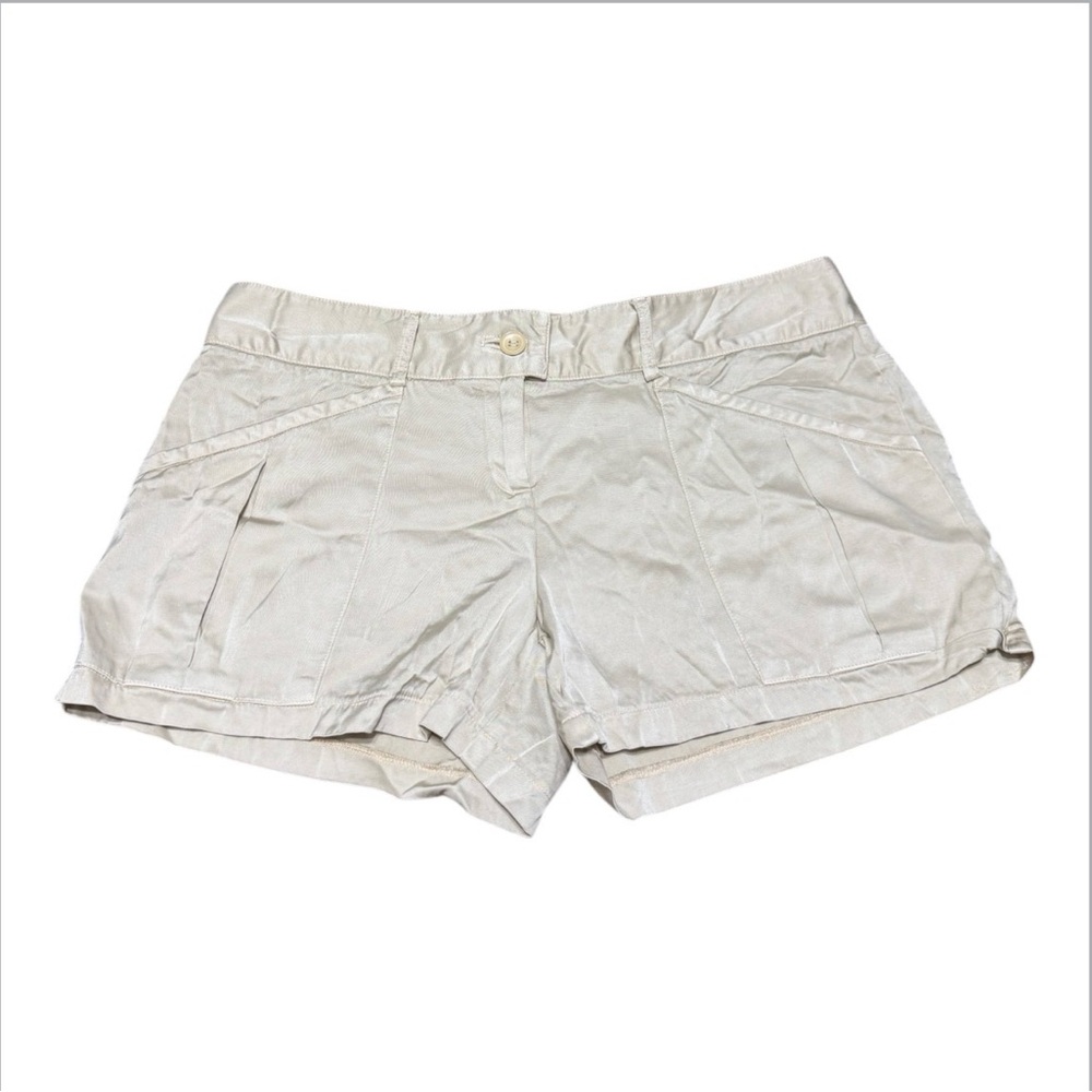 Twelfth Street By Cynthia Vincent Low‎ Rise Cream Shorts